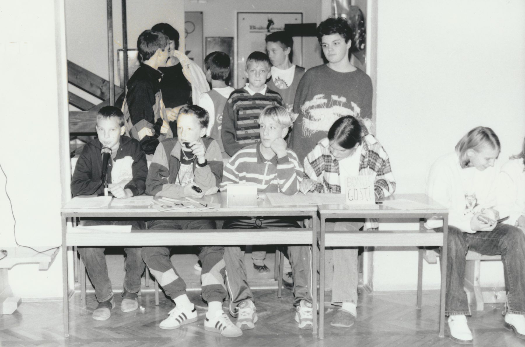 Komentatorji na OŠ Nova Vas, 1997. Foto: Rok Žgajnar.