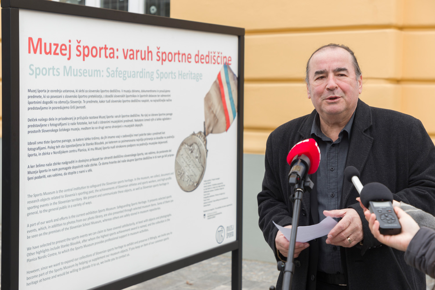 Prizor iz odprtja razstave Varuh športne dediščine v Murski Soboti 2026