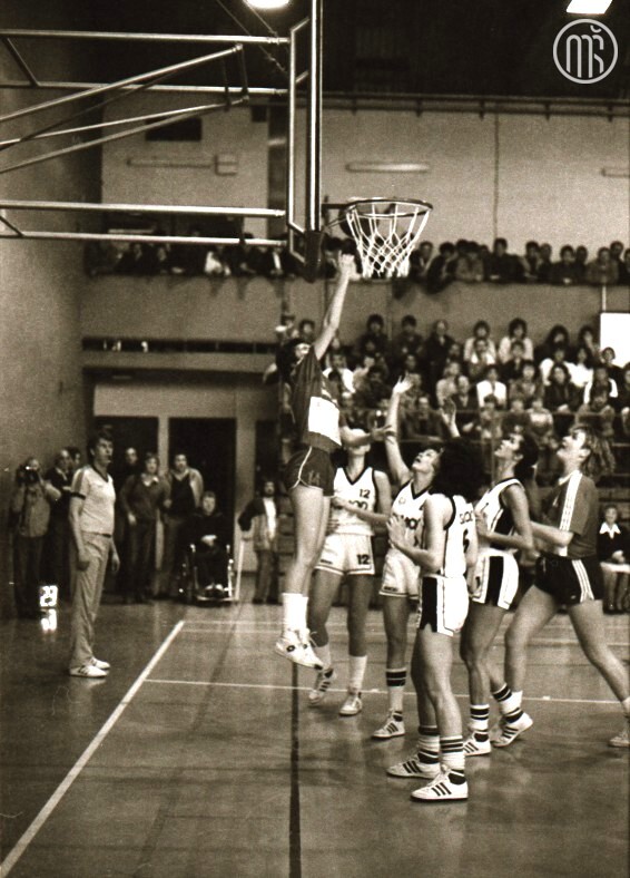 Pokal Jugoslavije, finalna tekma Iskra Delta Ježica – Partizan, 1986. Foto: Ljubo Stojanovič, hrani Muzej športa.